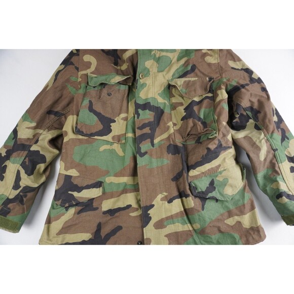 Vtg US Army Surplus M65 Field Jacket Woodland Camo Cold Weather Coat M Short USA - Picture 2 of 7